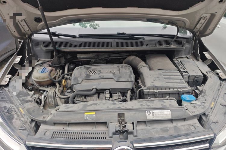 Used Volkswagen Touran 2016 Volkswagen Touran L 330TSI DSG Luxury Edition Engine Bay