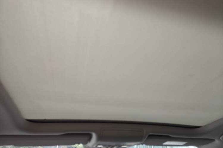 Used Volkswagen Touran 2016 Volkswagen Touran L 330TSI DSG Luxury Edition Headliner