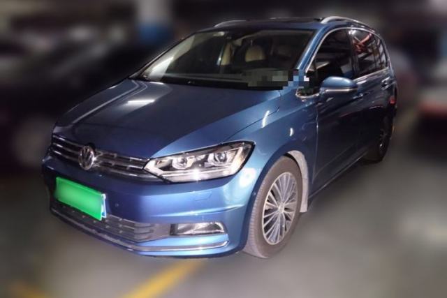 Used Volkswagen Touran 2016 Volkswagen Touran L 330TSI DSG Luxury Edition
