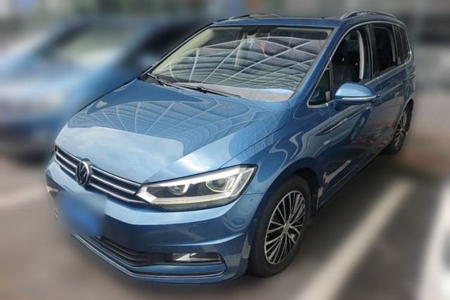 Ojetý Volkswagen Touran 2016 Volkswagen Touran L 280TSI DSG Luxury Edition