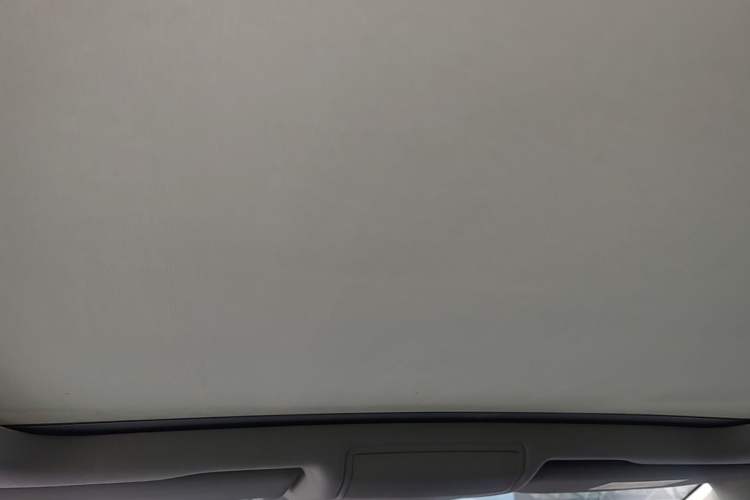 Used Volkswagen Touran 2016 Volkswagen Touran L 280TSI DSG Luxury Edition Headliner