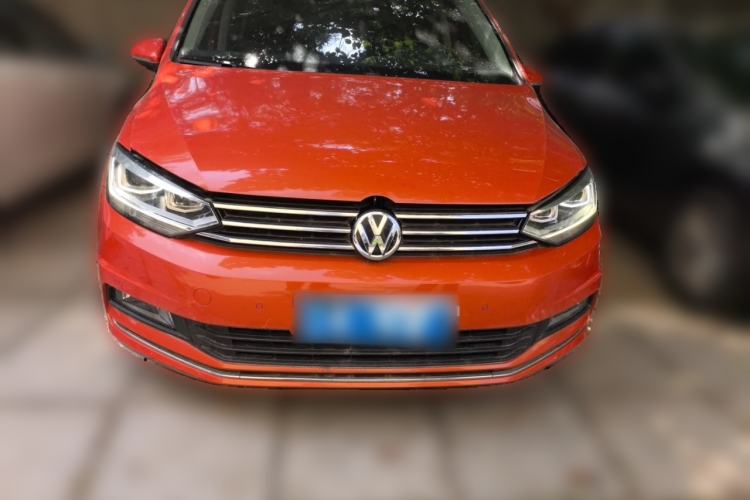 Used Volkswagen Touran 2016 Volkswagen Touran L 280TSI DSG Comfort Edition Front