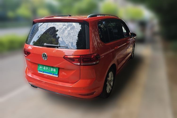 Used Volkswagen Touran 2016 Volkswagen Touran L 280TSI DSG Comfort Edition Rear Right 45 Deg