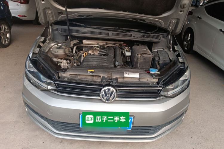 Used Volkswagen Touran 2016 Touran L 280TSI DSG Style Edition Engine Bay