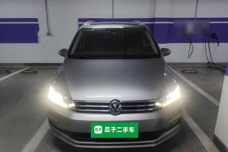 Used Volkswagen Touran 2016 Volkswagen Touran L 330TSI DSG Luxury Edition Front