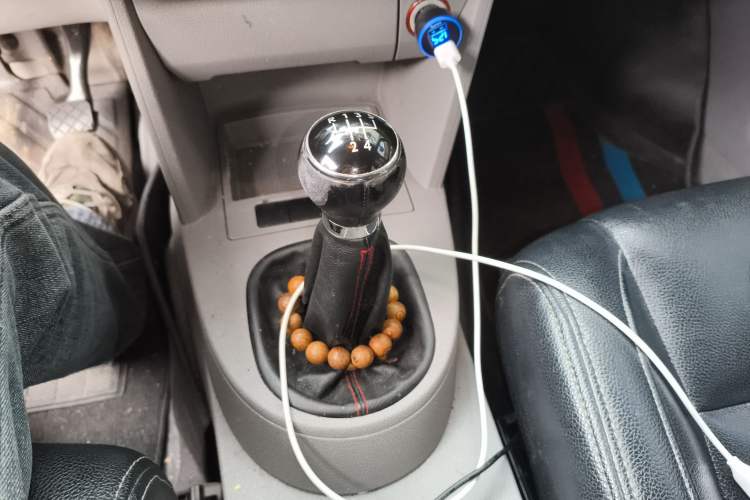 Used Volkswagen Touran  Gear Lever