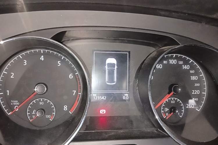 Used Volkswagen Touran 2016 Touran L 280TSI DSG Style Edition Instrument Cluster