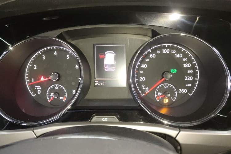 Used Volkswagen Touran 2016 Volkswagen Touran L 330TSI DSG Luxury Edition Instrument Cluster