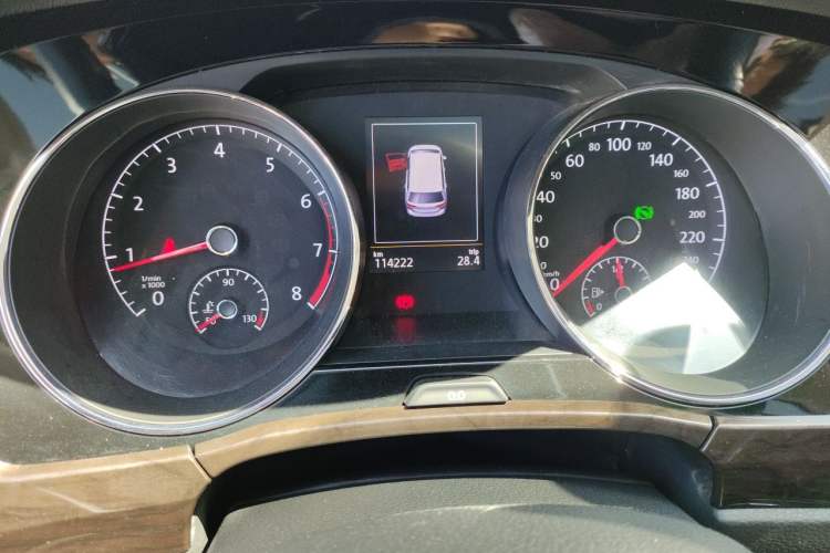Used Volkswagen Touran 2016 Volkswagen Touran L 330TSI DSG Luxury Edition Instrument Cluster