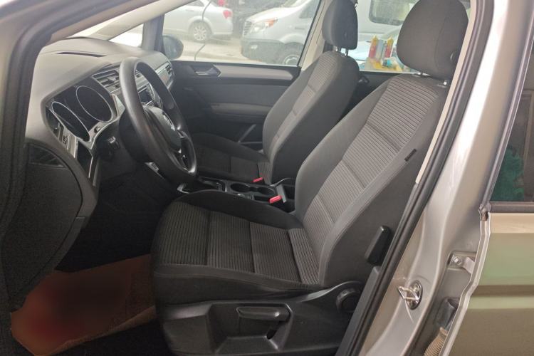 Used Volkswagen Touran 2016 Touran L 280TSI DSG Style Edition Left Front Seat
