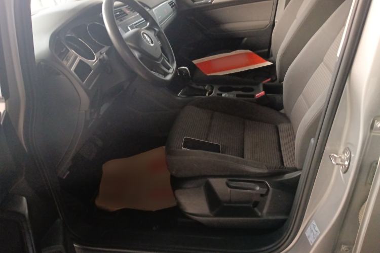 Used Volkswagen Touran 2016 Touran L 280TSI DSG Style Edition Left Front Seat
