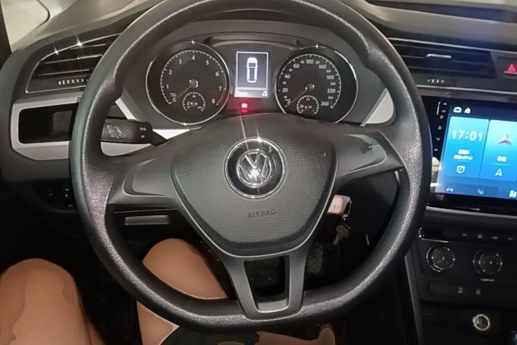 Used Volkswagen Touran 2016 Touran L 280TSI DSG Style Edition Steering Wheel