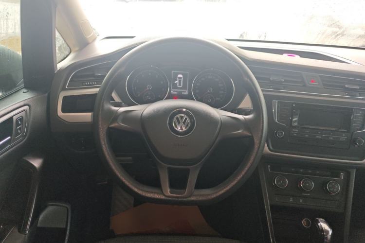 Used Volkswagen Touran 2016 Touran L 280TSI DSG Style Edition Steering Wheel
