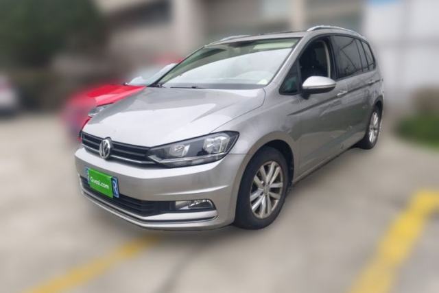 Used Volkswagen Touran 2016 Volkswagen Touran L 280TSI Manual Comfort Edition
