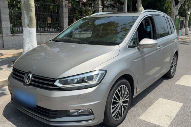 Used Volkswagen Touran 2016 Volkswagen Touran L 330TSI DSG Luxury Edition