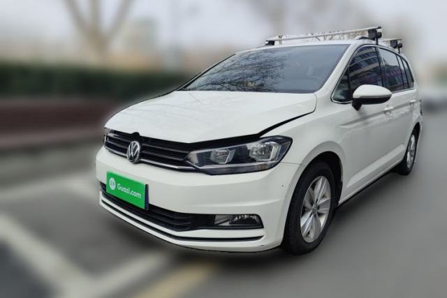Used Volkswagen Touran 2016 Volkswagen Touran L 280TSI Manual Trend Edition