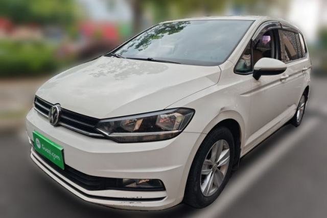Used Volkswagen Touran 2016 Volkswagen Touran L 280TSI Manual Trend Edition