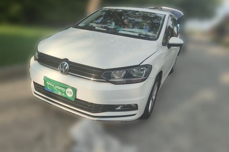 Used Volkswagen Touran 2016 Volkswagen Touran L 280TSI Manual Trend Edition Guazi used car, China used car export, Used car for sale, Used cars, Cheapest cars for sale