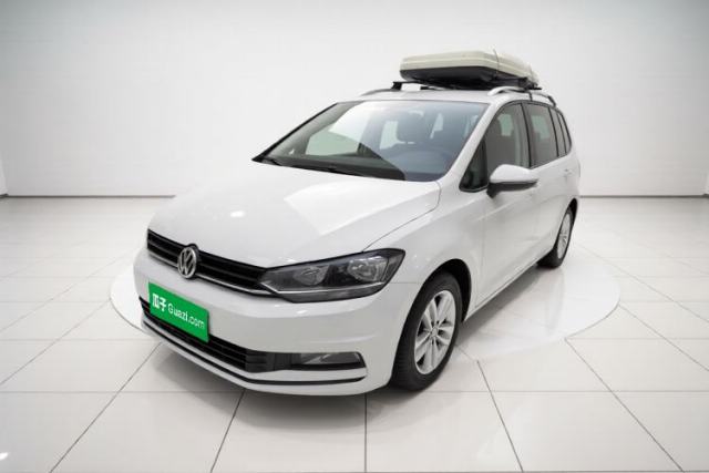 Ojetý Volkswagen Touran 2016 Volkswagen Touran L 280TSI Manual Trend Edition