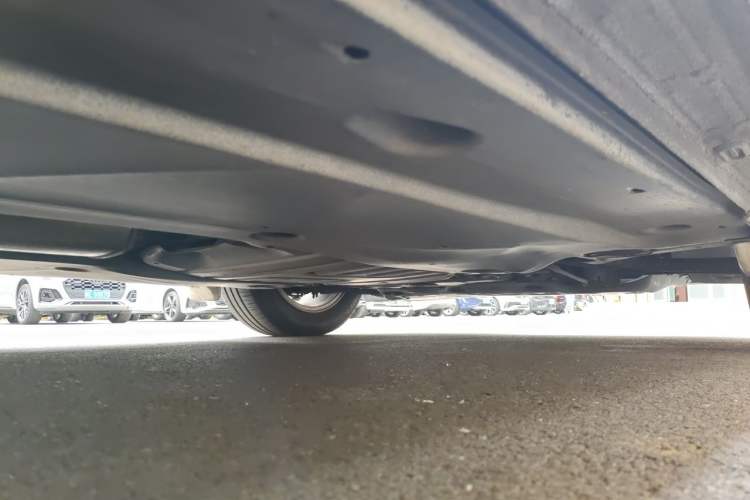 Used Volkswagen Touran 2016 Volkswagen Touran L 280TSI Manual Comfort Edition Chassis Front Right