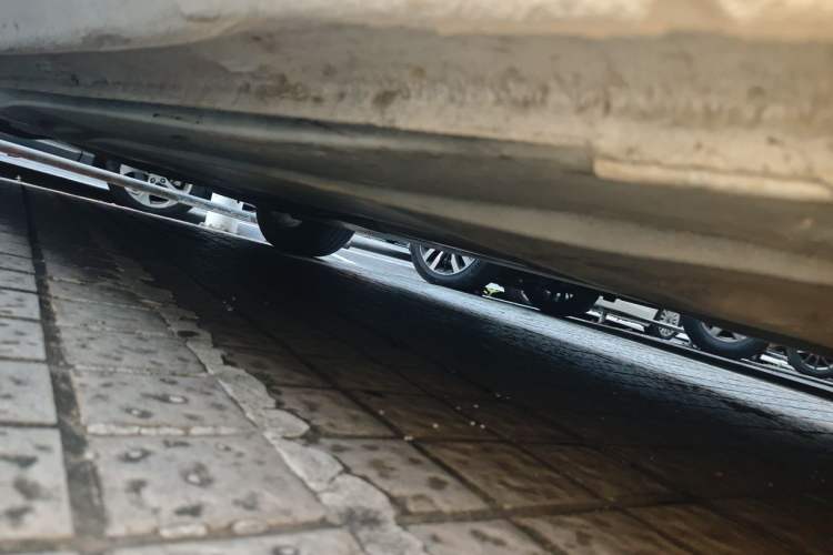 Used Volkswagen Touran 2016 Volkswagen Touran L 280TSI DSG Comfort Edition Chassis Front Right