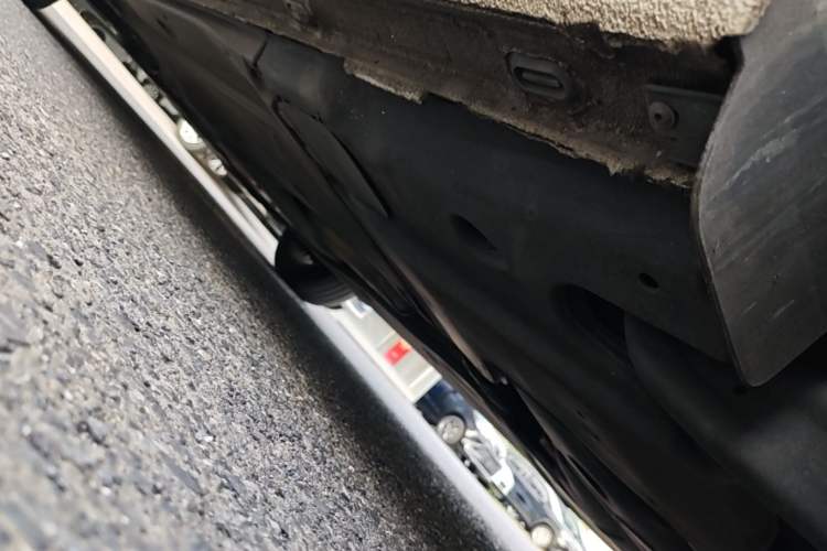 Used Volkswagen Touran 2016 Volkswagen Touran L 280TSI DSG Comfort Edition Chassis Rear Left