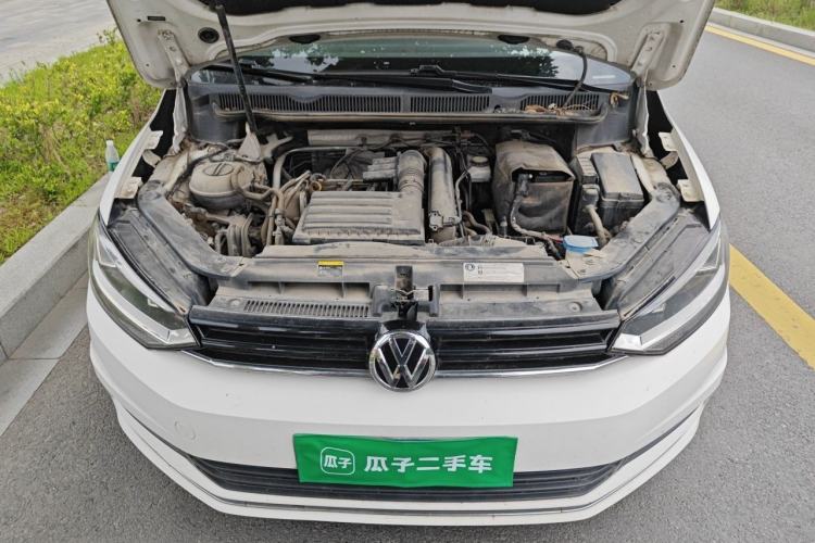 Used Volkswagen Touran 2016 Touran L 280TSI DSG Style Edition Engine Bay
