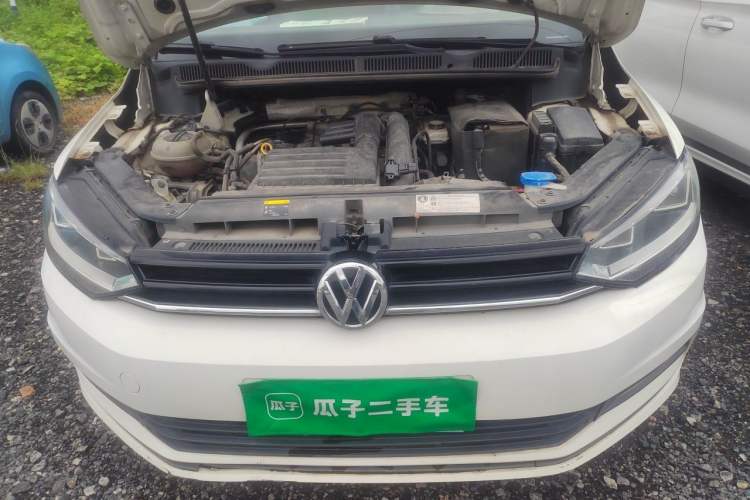 Used Volkswagen Touran 2016 Volkswagen Touran L 280TSI Manual Trend Edition Engine Bay