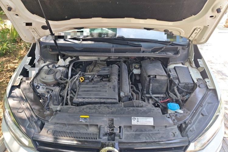 Used Volkswagen Touran 2016 Volkswagen Touran L 280TSI DSG Comfort Edition Engine Bay