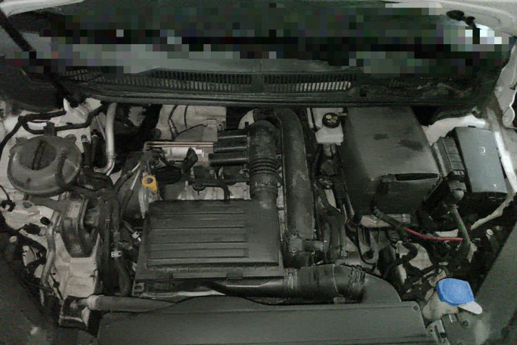 Used Volkswagen Touran 2016 Volkswagen Touran L 280TSI DSG Comfort Edition Engine Bay