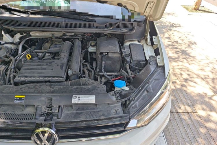 Used Volkswagen Touran 2016 Volkswagen Touran L 280TSI DSG Comfort Edition Engine Bay Left