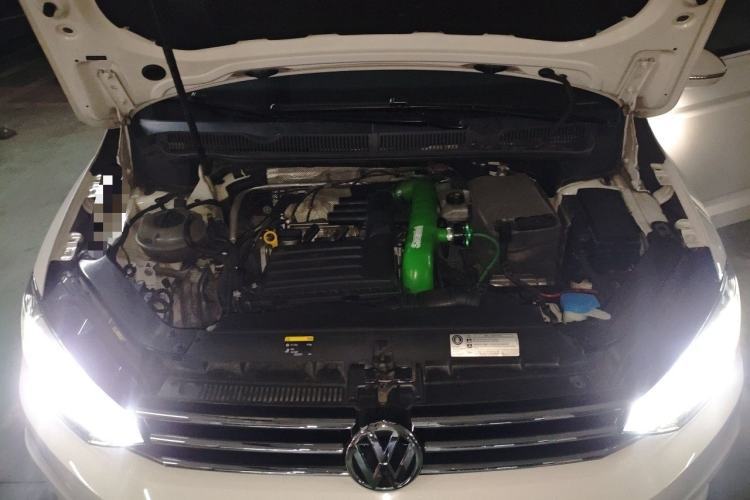 Used Volkswagen Touran 2016 Volkswagen Touran L 280TSI DSG Luxury Edition Engine Bay