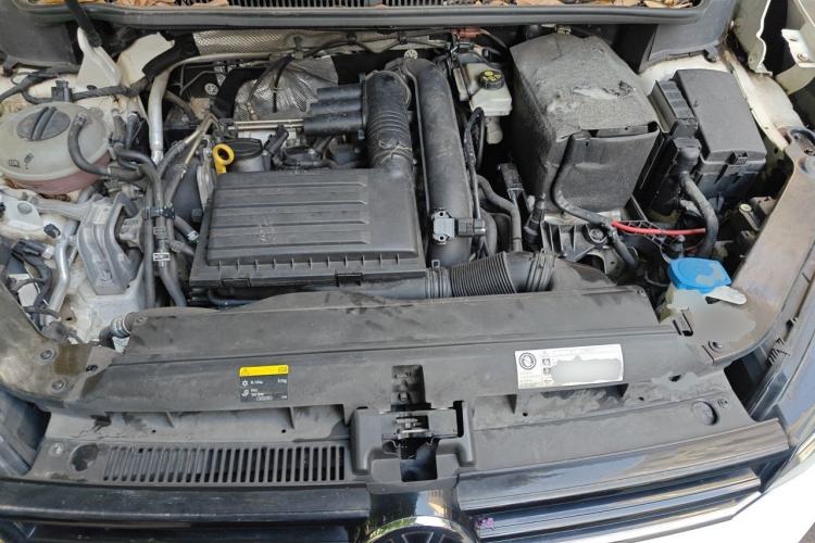Used Volkswagen Touran 2016 Volkswagen Touran L 280TSI DSG Comfort Edition Engine Bay