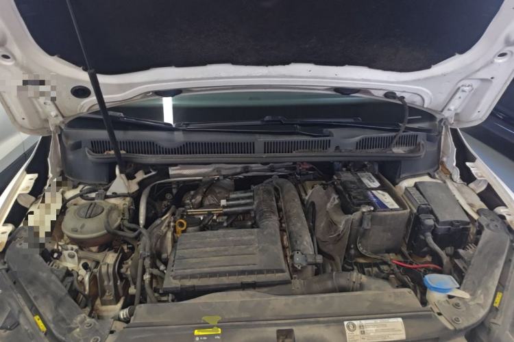 Used Volkswagen Touran 2016 Volkswagen Touran L 280TSI DSG Comfort Edition Engine Bay