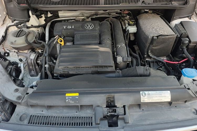 Used Volkswagen Touran 2016 Volkswagen Touran L 280TSI DSG Comfort Edition Engine Bay