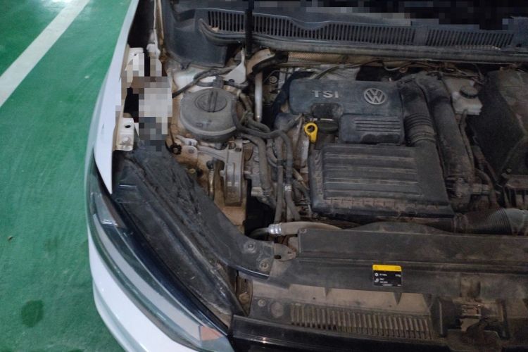 Used Volkswagen Touran 2016 Touran L 280TSI DSG Style Edition Engine Bay Right
