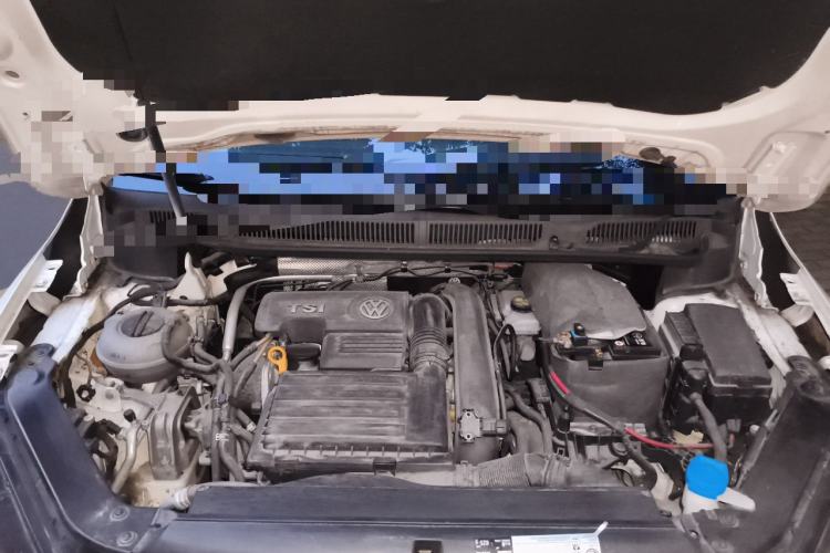 Used Volkswagen Touran 2016 Volkswagen Touran L 280TSI DSG Comfort Edition Engine Bay