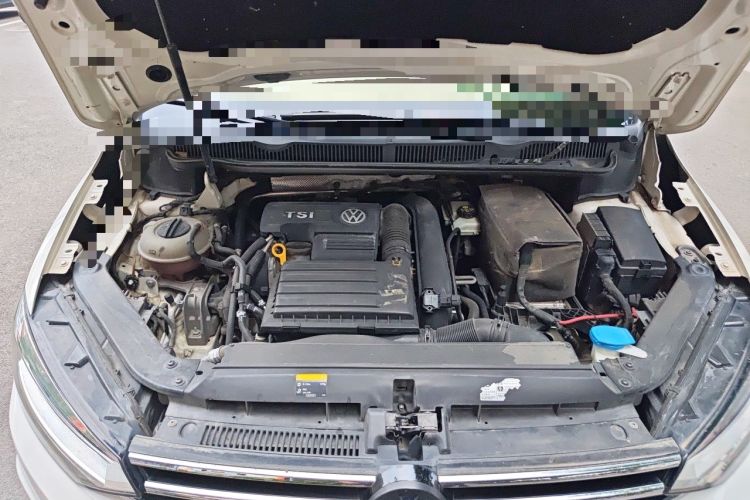 Used Volkswagen Touran 2016 Volkswagen Touran L 280TSI DSG Comfort Edition Engine Bay