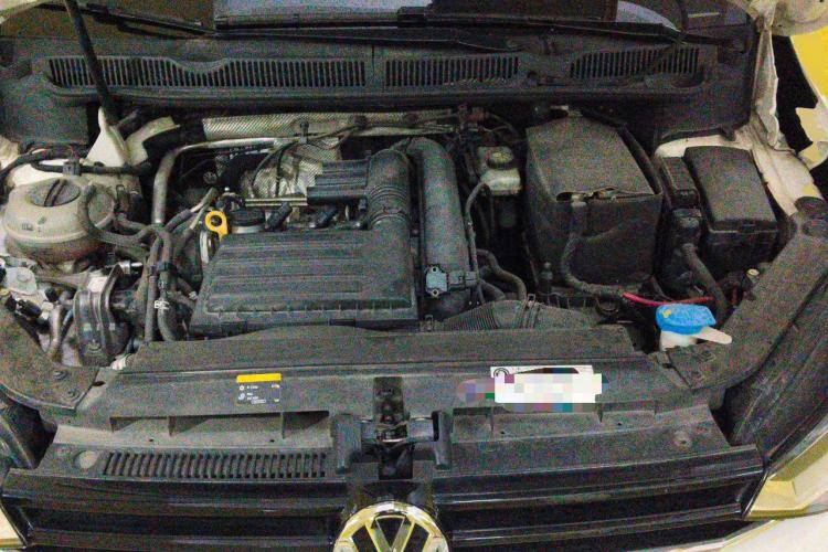 Used Volkswagen Touran 2016 Volkswagen Touran L 280TSI Manual Comfort Edition Engine Bay