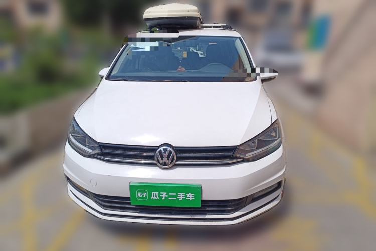 Used Volkswagen Touran 2016 Volkswagen Touran L 280TSI Manual Trend Edition Exterior 1