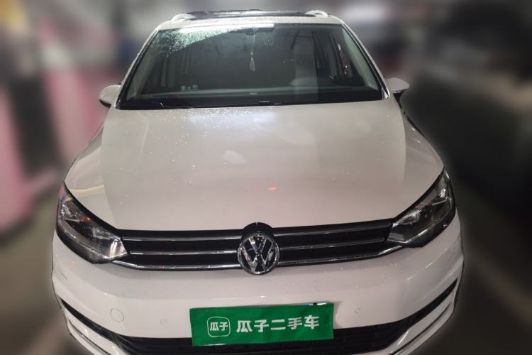 Used Volkswagen Touran 2016 Volkswagen Touran L 280TSI DSG Comfort Edition Front