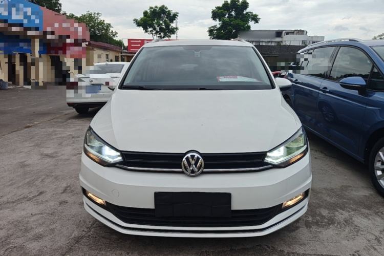 Used Volkswagen Touran 2016 Volkswagen Touran L 280TSI DSG Comfort Edition Front