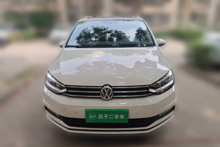Used Volkswagen Touran 2016 Volkswagen Touran L 280TSI DSG Comfort Edition Front