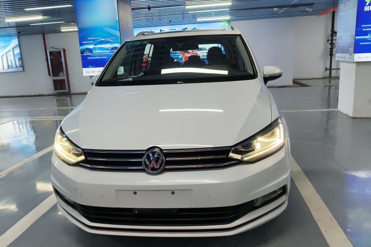 Used Volkswagen Touran 2016 Volkswagen Touran L 280TSI DSG Comfort Edition Front