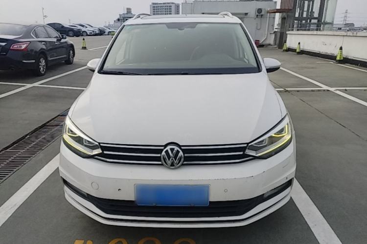 Used Volkswagen Touran 2016 Volkswagen Touran L 280TSI DSG Comfort Edition Front