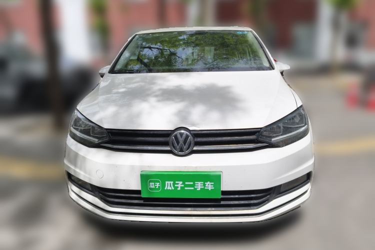 Used Volkswagen Touran 2016 Volkswagen Touran L 280TSI DSG Comfort Edition Front