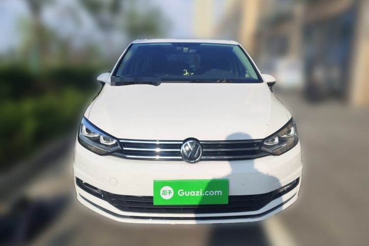 Used Volkswagen Touran 2016 Volkswagen Touran L 280TSI DSG Comfort Edition Front
