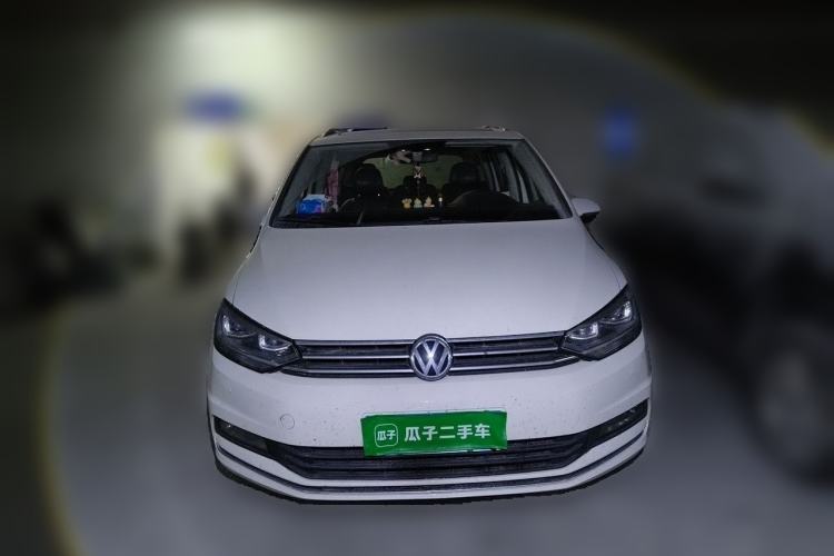 Used Volkswagen Touran 2016 Volkswagen Touran L 280TSI DSG Comfort Edition Front