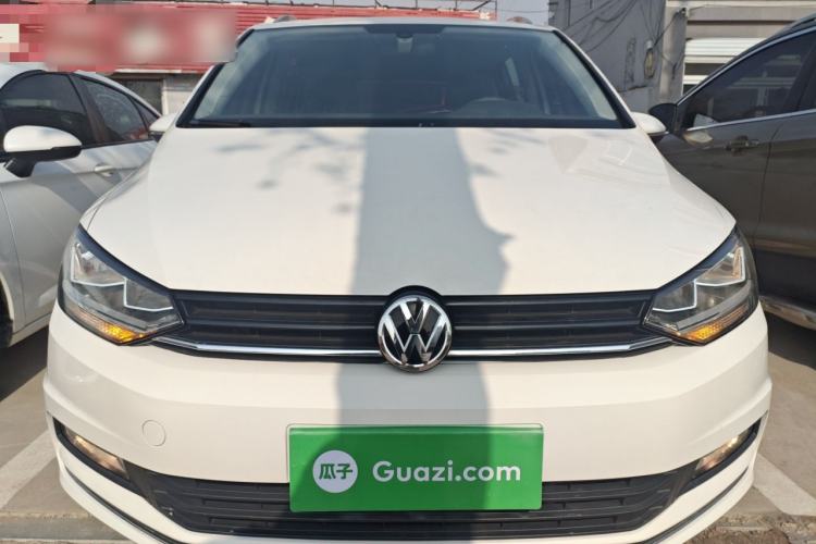 Used Volkswagen Touran 2016 Volkswagen Touran L 280TSI DSG Comfort Edition Front