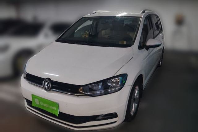 Used Volkswagen Touran 2016 Volkswagen Touran L 280TSI Manual Trend Edition